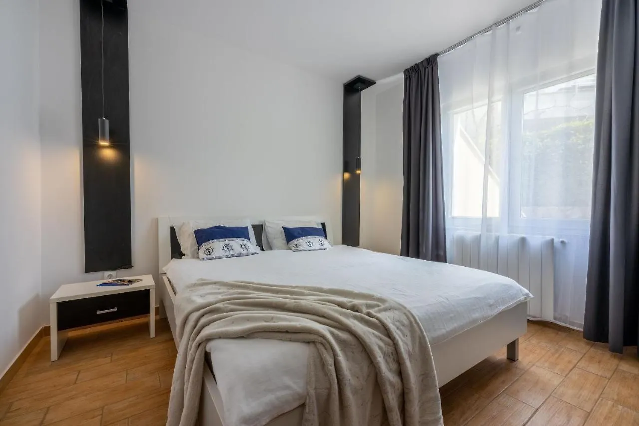Apartments Vesna Malinska 0*,