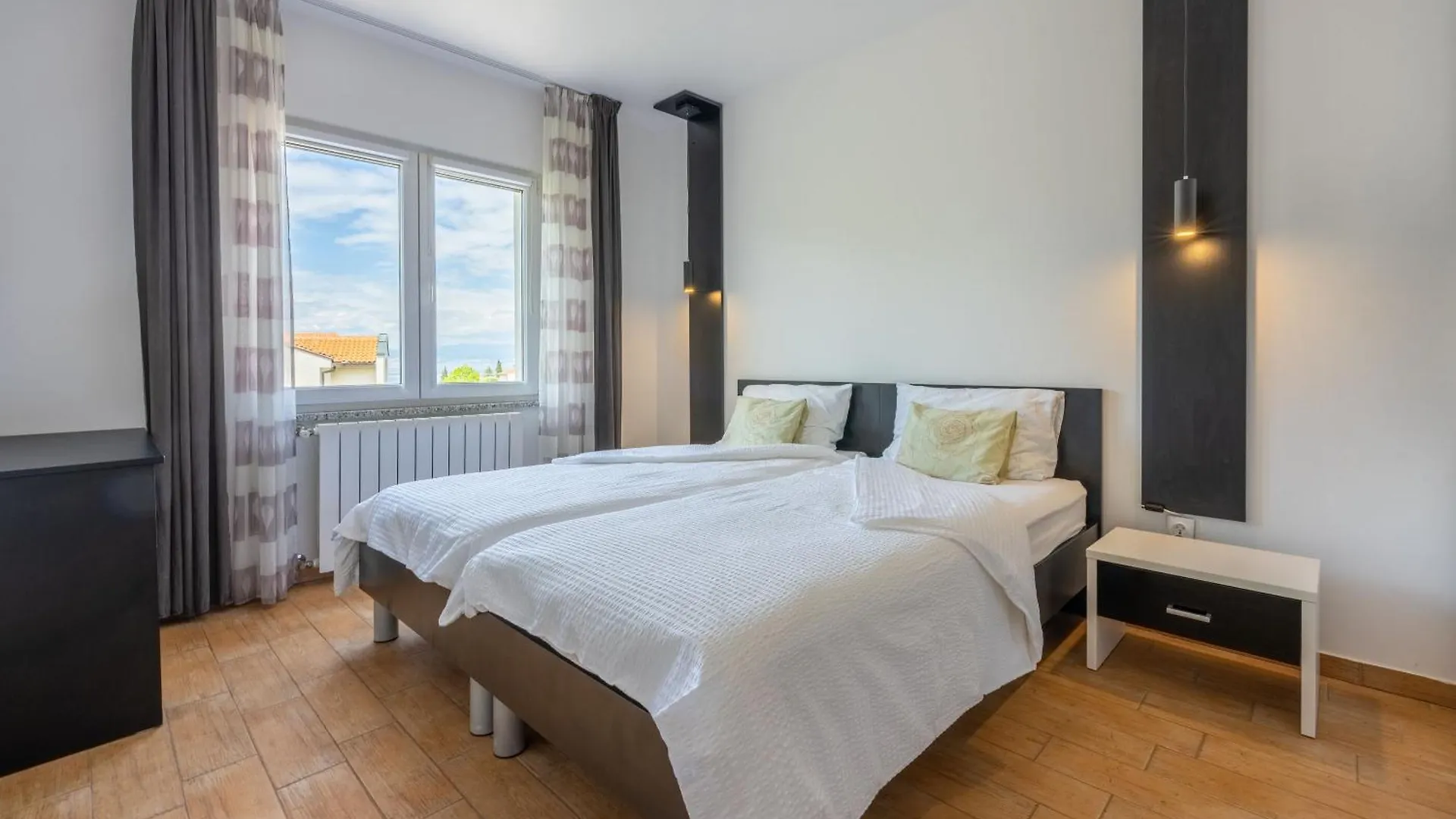 Apartments Vesna Malinska